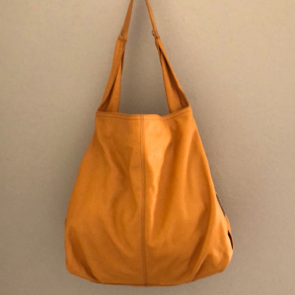 B. Makowsky Butter Soft Handbag - Picture 1 of 12